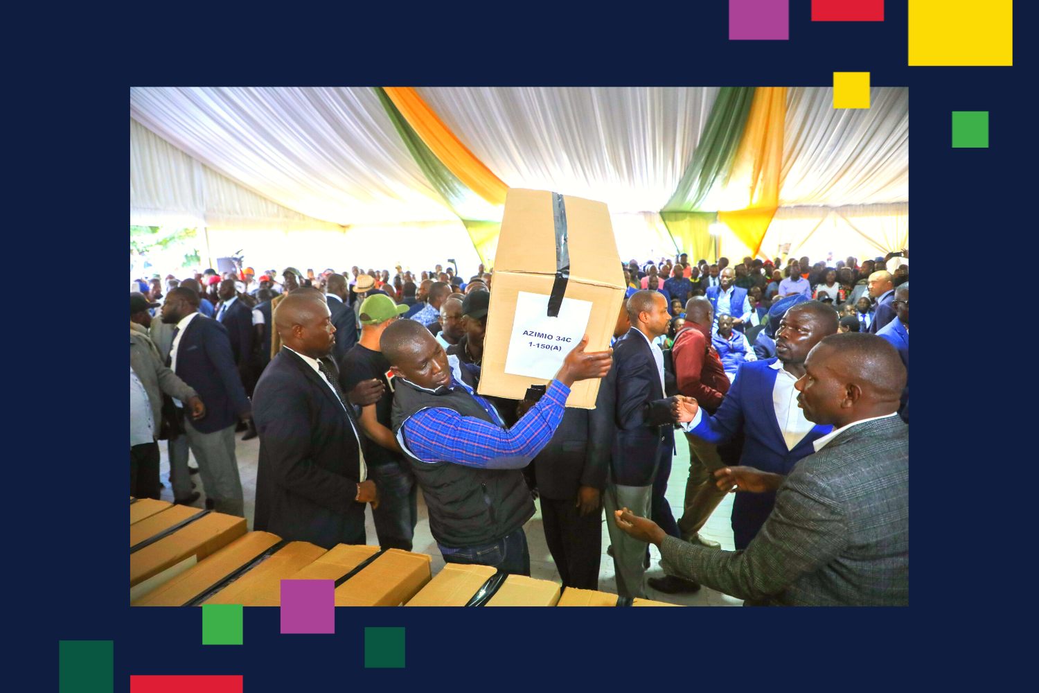 A clerk of carries a petition box which is part of a petition filled by presidential candidate Raila Odinga at the Supreme Court Sub-Registry offices in Milimani Law Courts, seeking to challenge the presidential election results for Kenya, August 2022