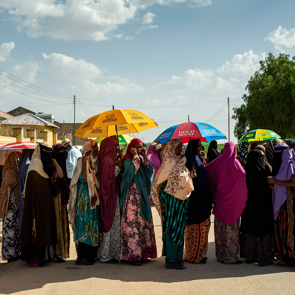 Women queue to vote for Somalilands elections
